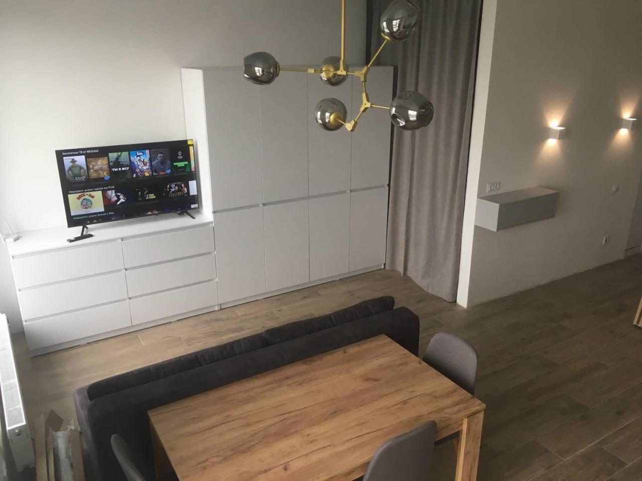 Apartplus - Затишні Апартаменти 第聂伯罗彼得罗夫斯克 外观 照片
